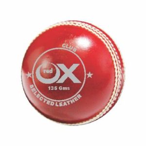 1f324a88-d3b0-41aa-aca3-32126e4cc5d20451008-17 Cricket balls Club Red 2 pc 135g